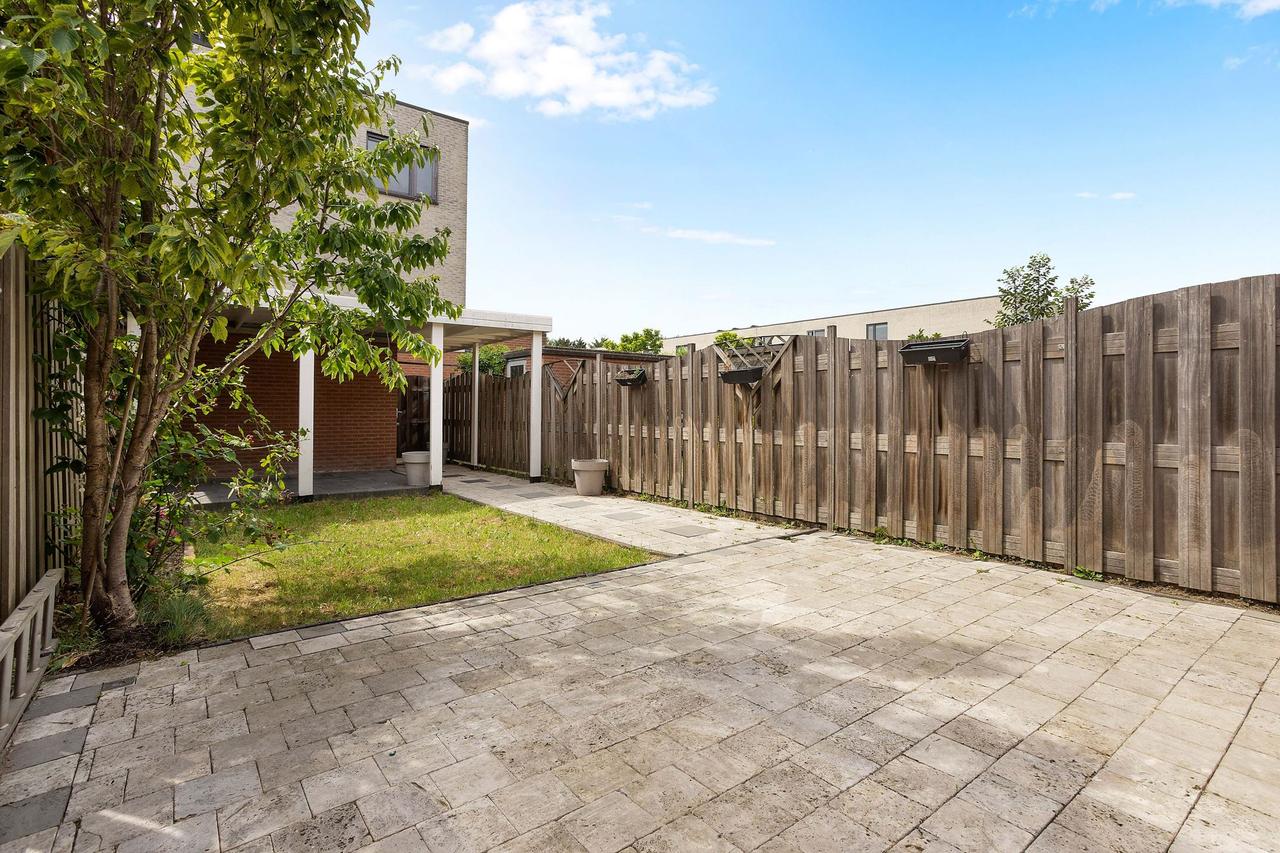 Family Home with Garden in De Velden - Image 21