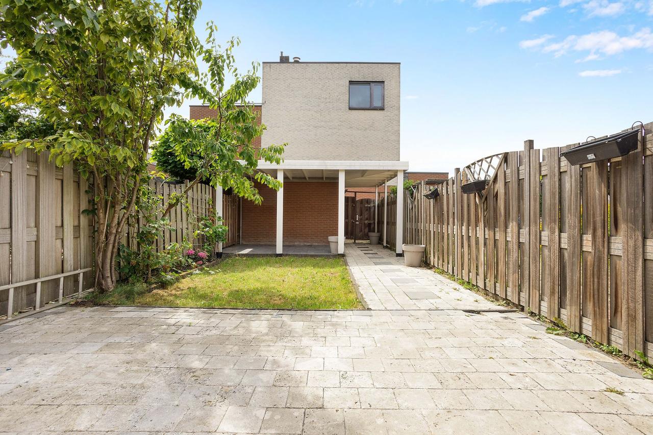 Family Home with Garden in De Velden - Image 24