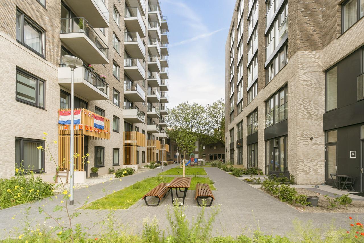 Apartment with Balcony in Laakhaven-West - Image 1