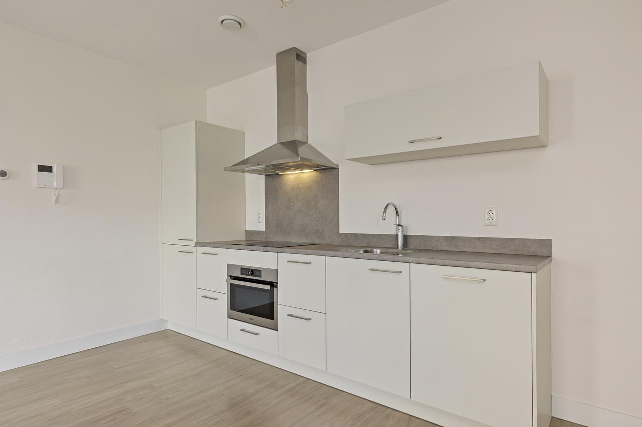 79 m² apartment with balcony in Laakhaven-West - Image 3