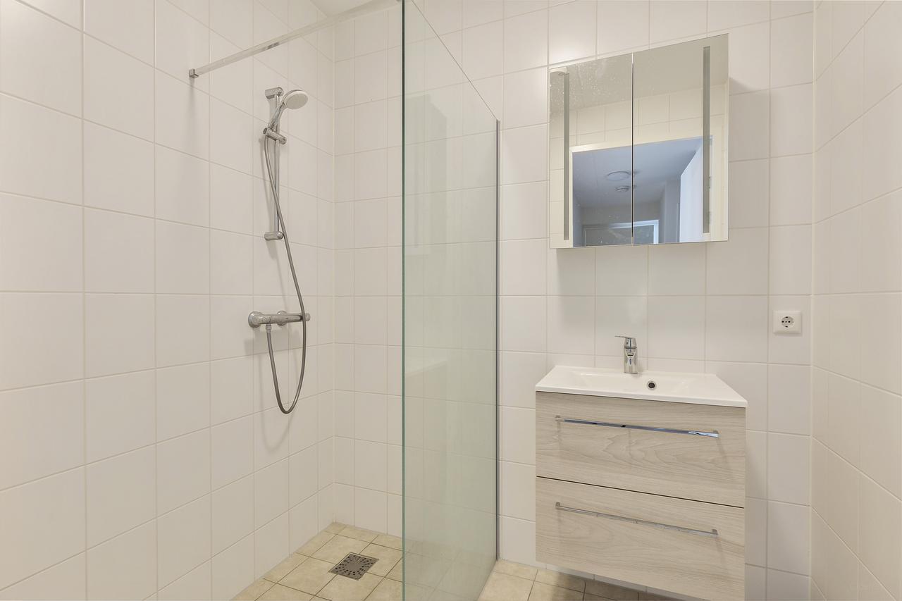 79 m² apartment with balcony in Laakhaven-West - Image 10