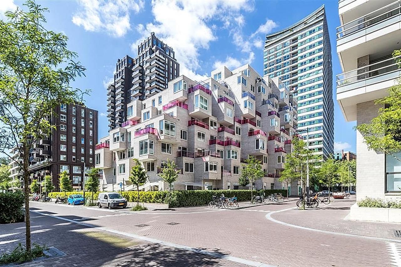 75 m² appartement met 2 slaapkamers op de Zuidas - Afbeelding 1