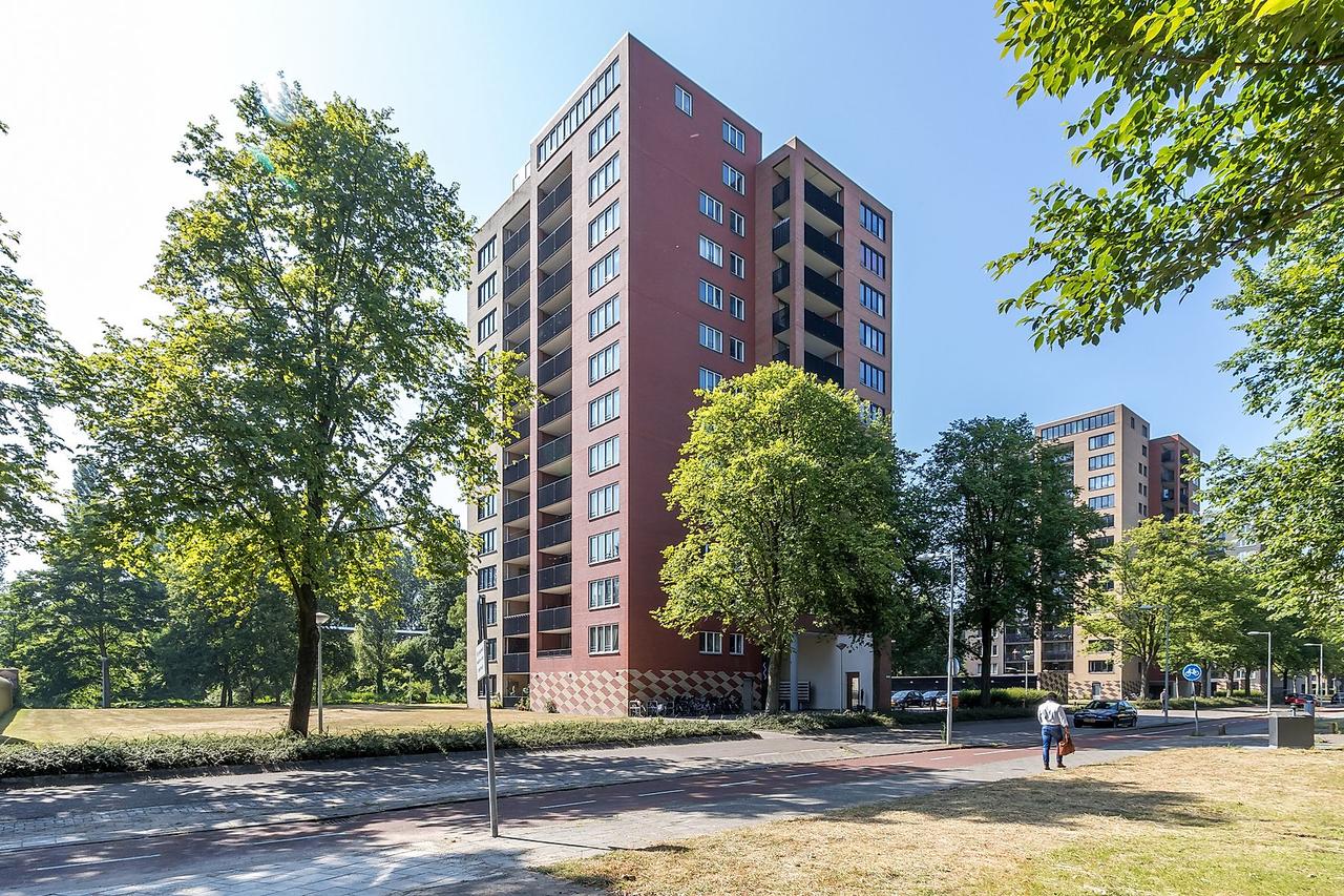 89 m² appartement met balkon in Westlandgracht - Afbeelding 1