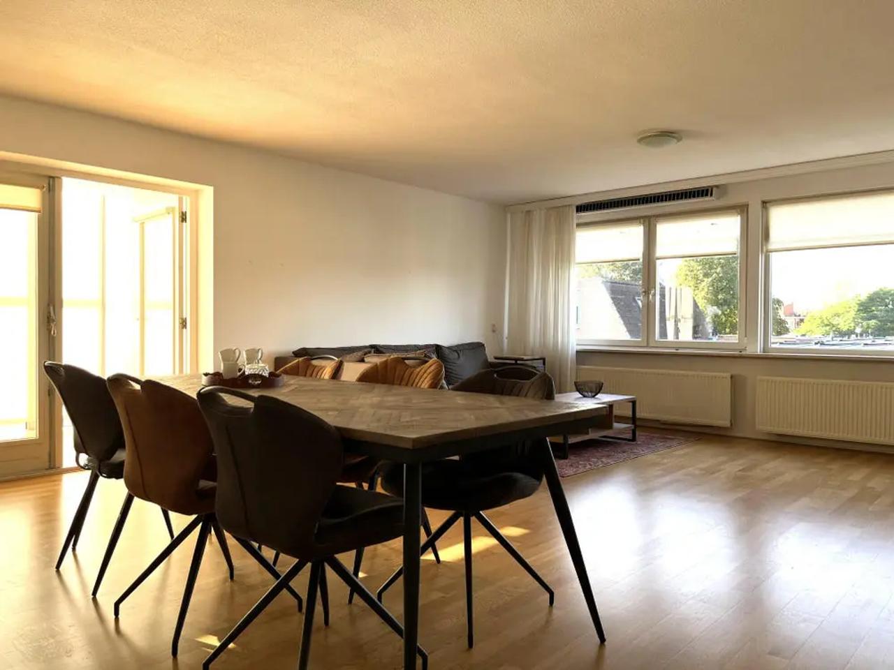 119 m² apartment with conservatory and garage - Image 10