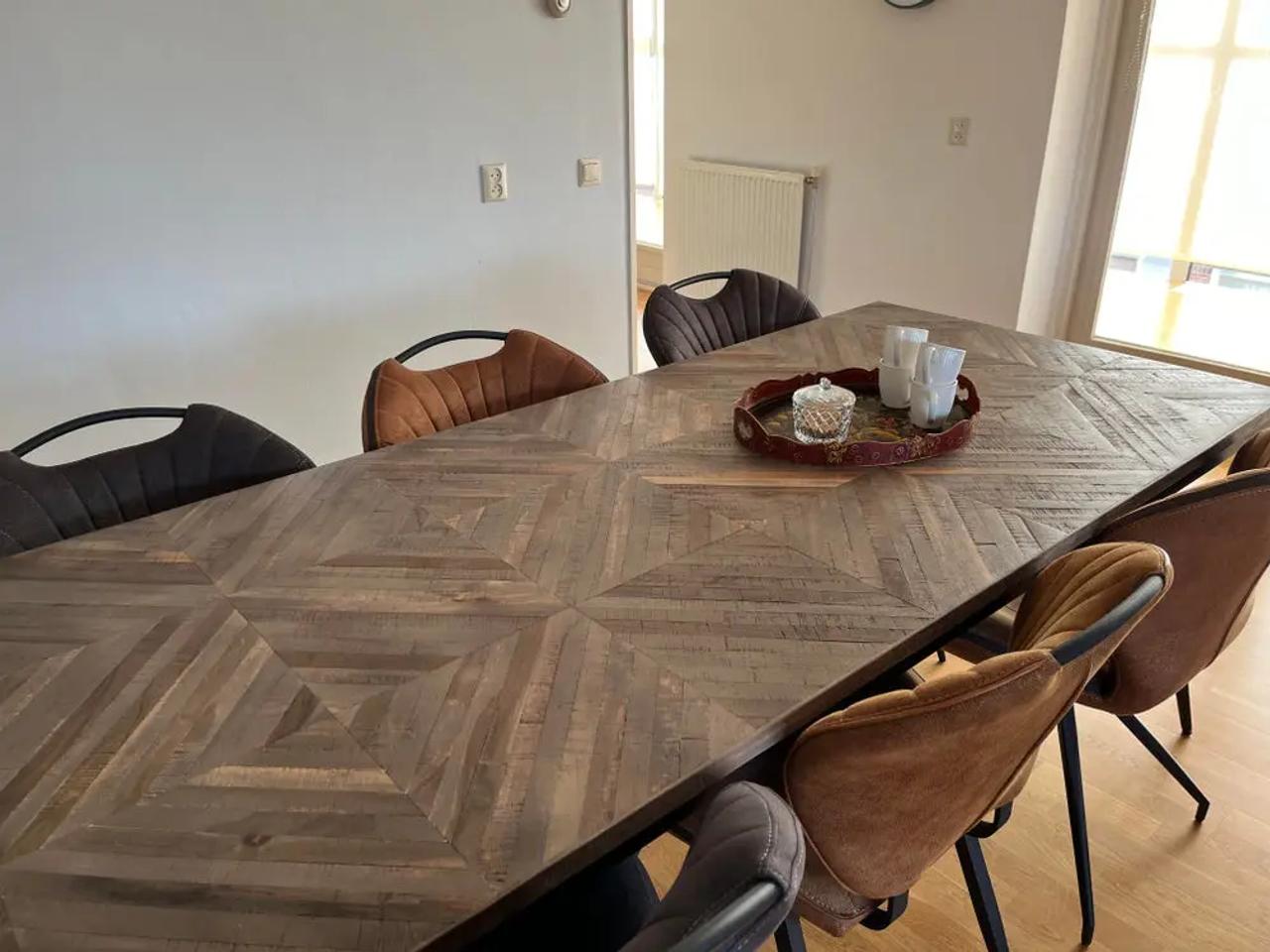 119 m² apartment with conservatory and garage - Image 11