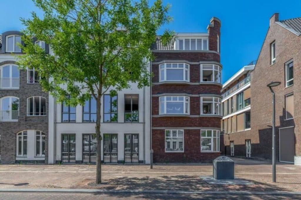 144 m² with 2 bathrooms in Veghel - Image 2