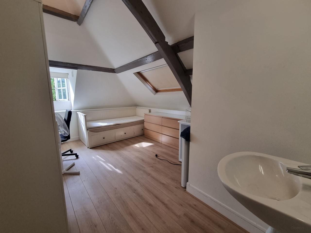Studentenkamer bij station Breda met tuin - Afbeelding 5