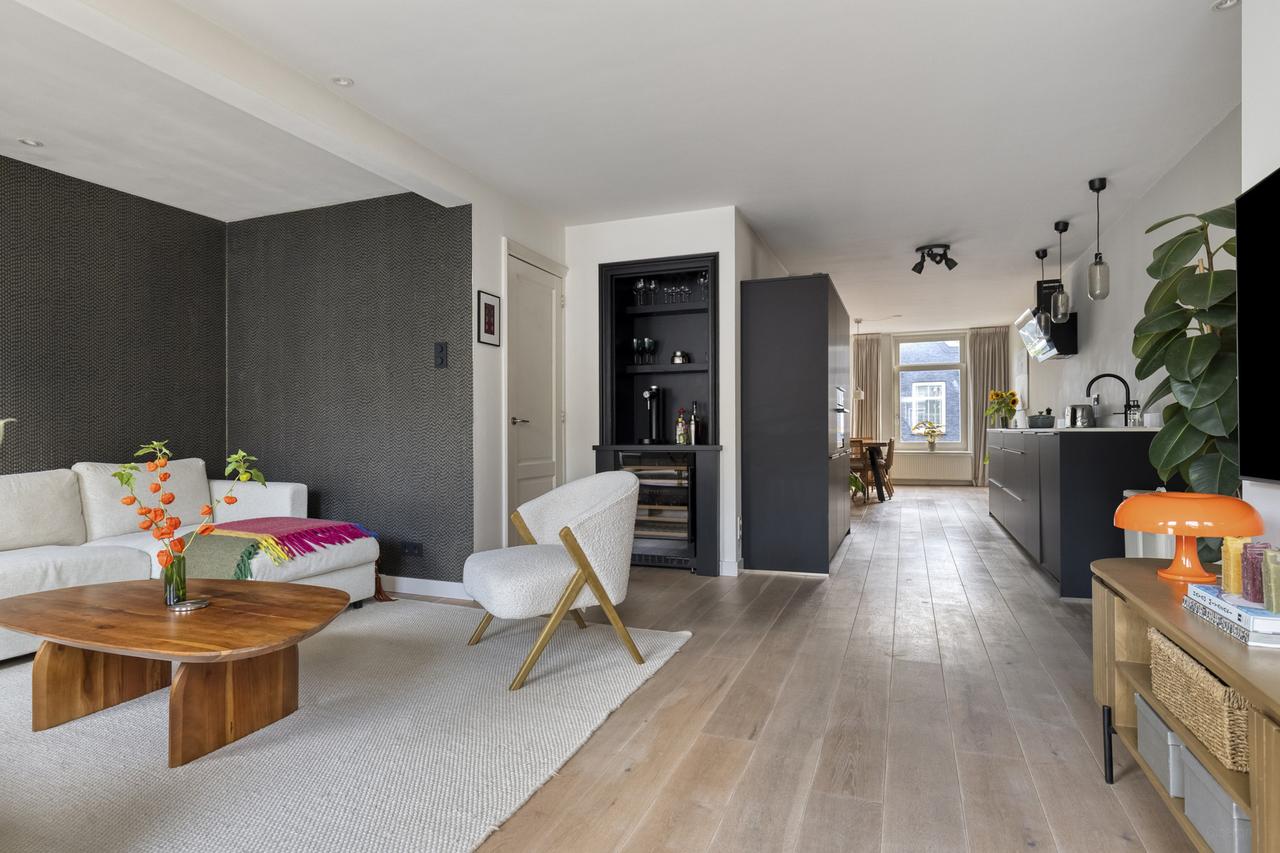 Furnished apartment in De Pijp - Image 8