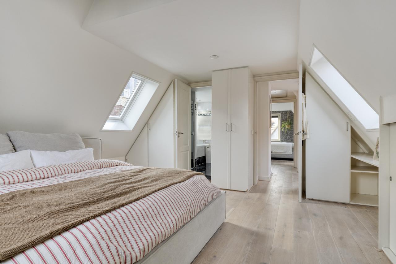 Furnished apartment in De Pijp - Image 19
