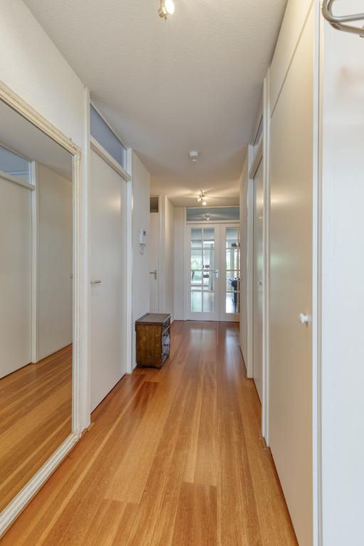 111 m² Furnished Apartment with Balcony - Image 4