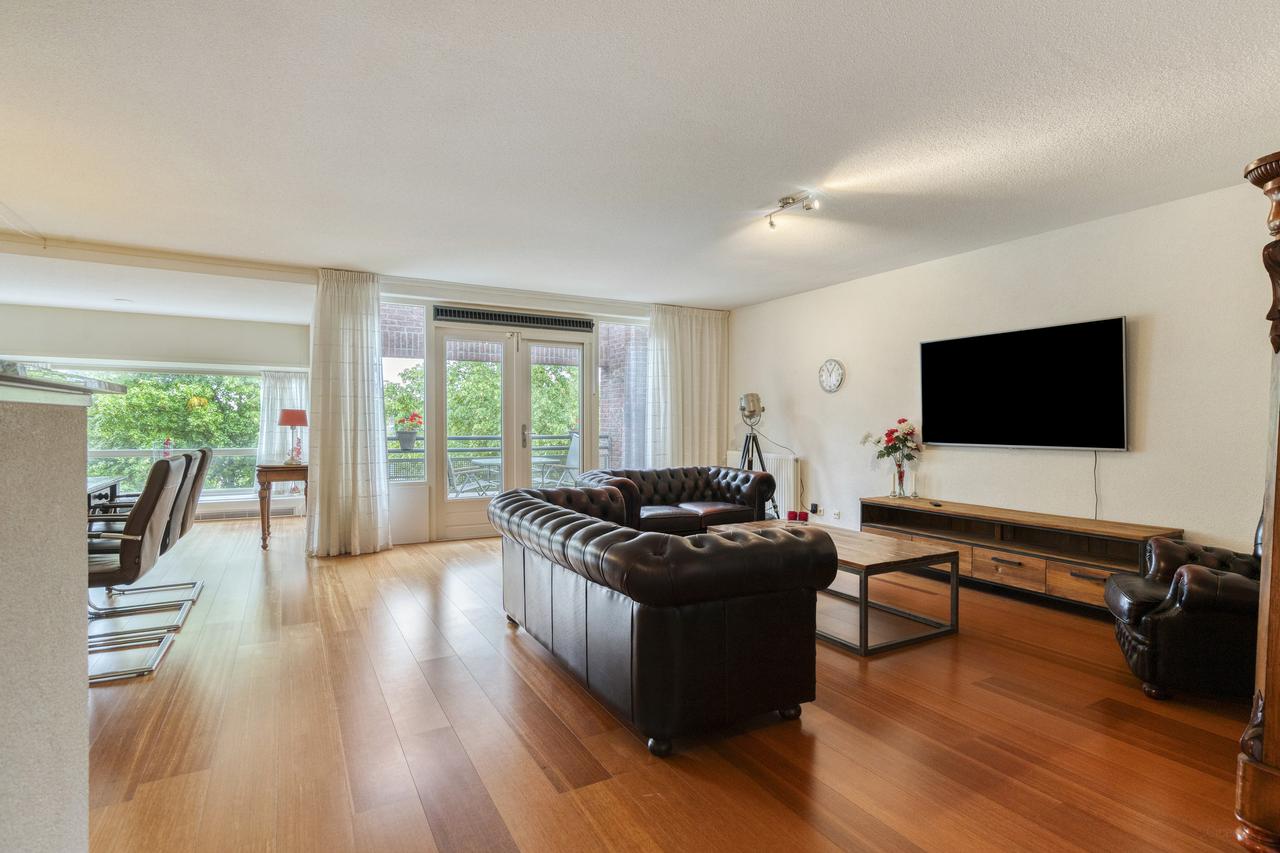 111 m² Furnished Apartment with Balcony - Image 6