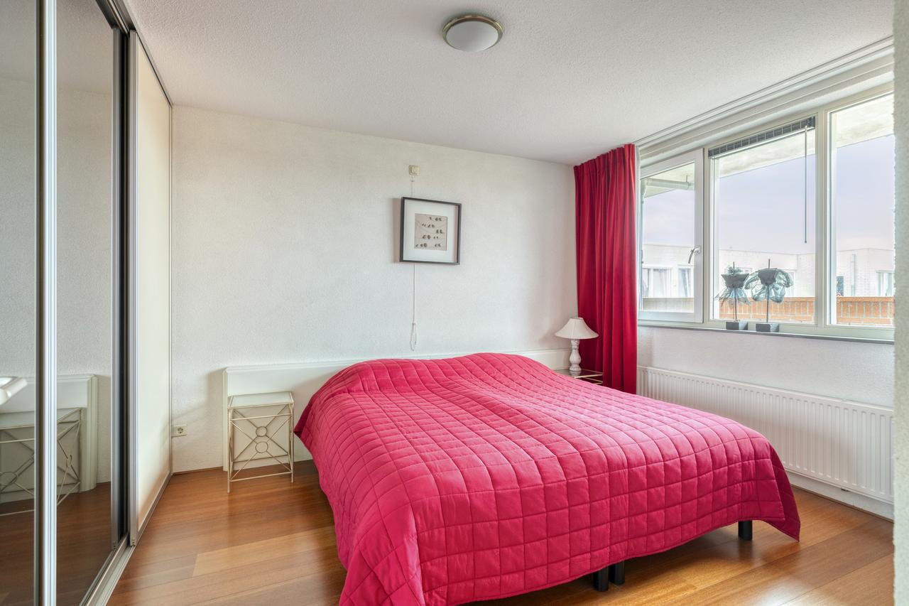 111 m² Furnished Apartment with Balcony - Image 16