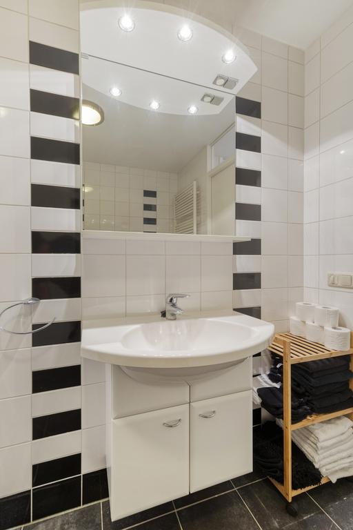111 m² Furnished Apartment with Balcony - Image 21