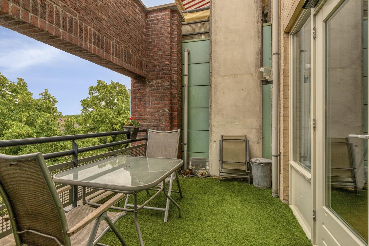 111 m² Furnished Apartment with Balcony - Image 28