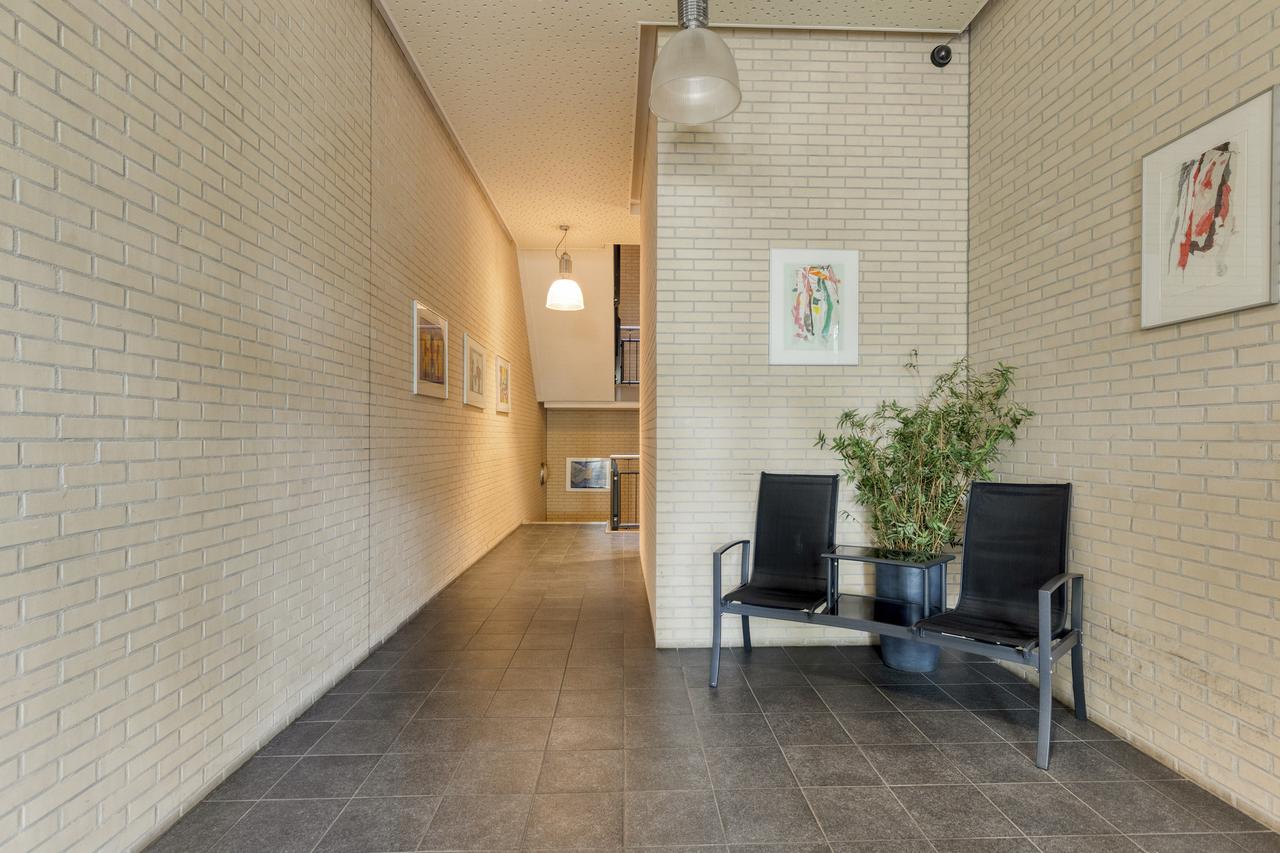111 m² Furnished Apartment with Balcony - Image 35
