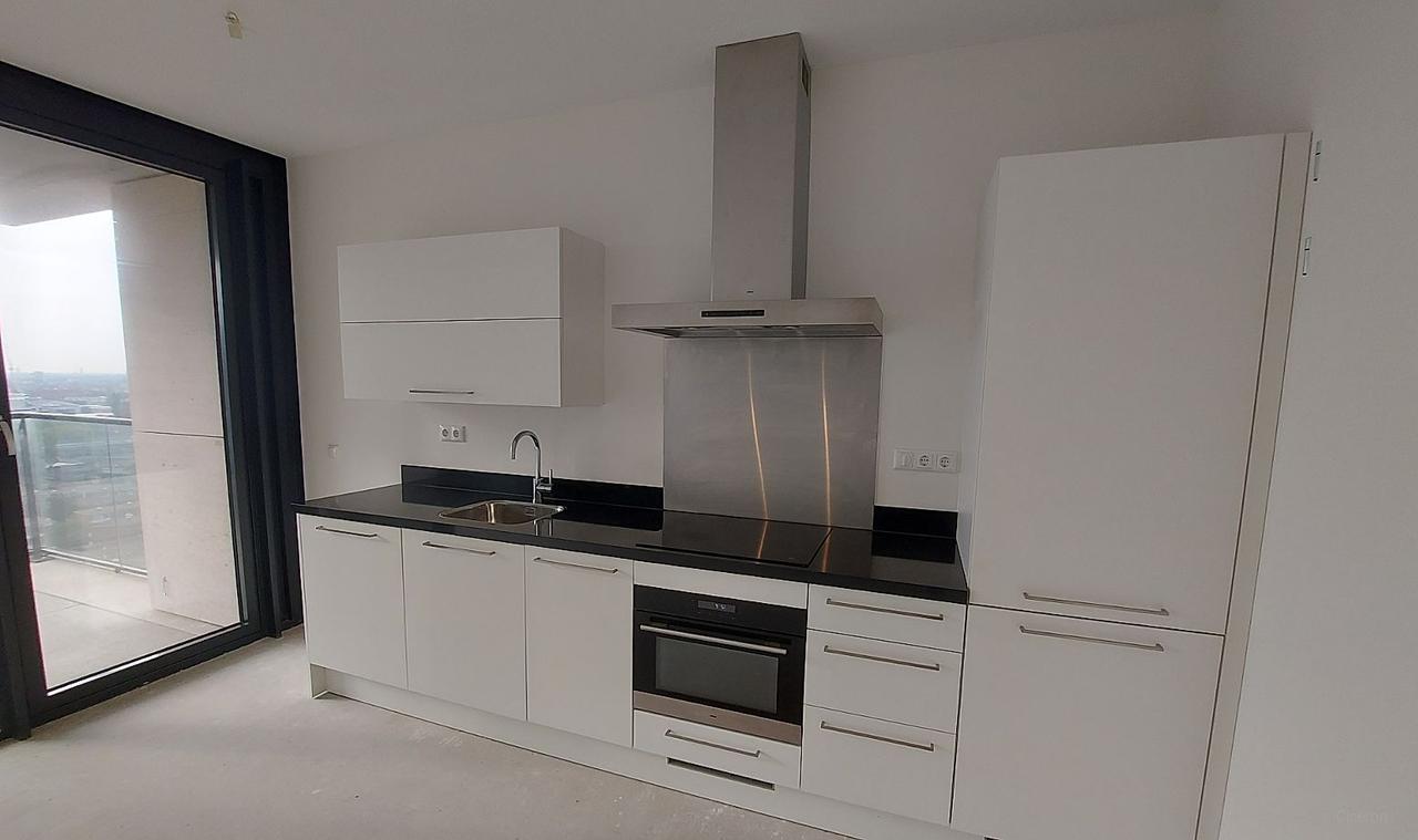 A++ Apartment with Balcony in The Hague - Image 3