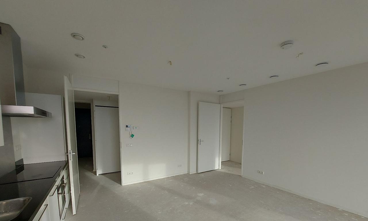 A++ Apartment with Balcony in The Hague - Image 5