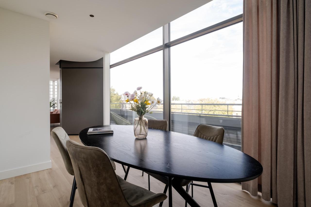 Gemeubileerd penthouse met dakterras - Afbeelding 1