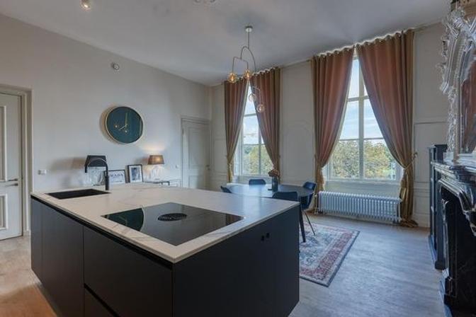 Furnished 200 m² Apartment in The Hague - Image 5