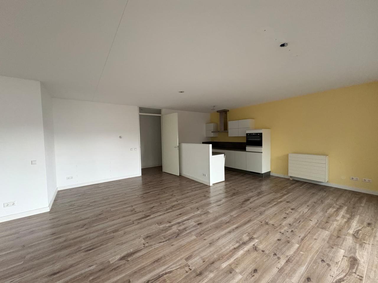 143 m² appartement met parkeerplaats - Afbeelding 4