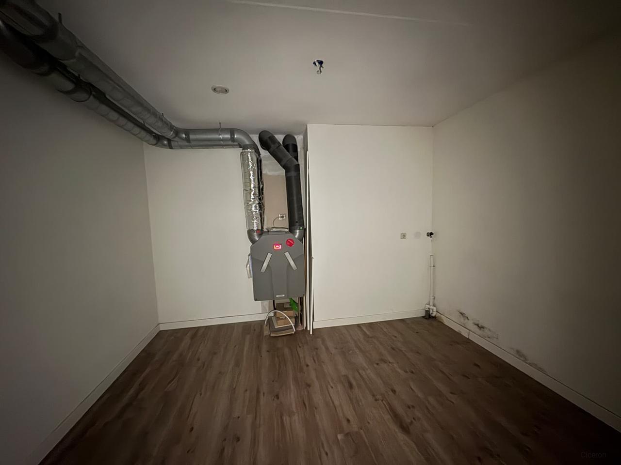 143 m² appartement met parkeerplaats - Afbeelding 10