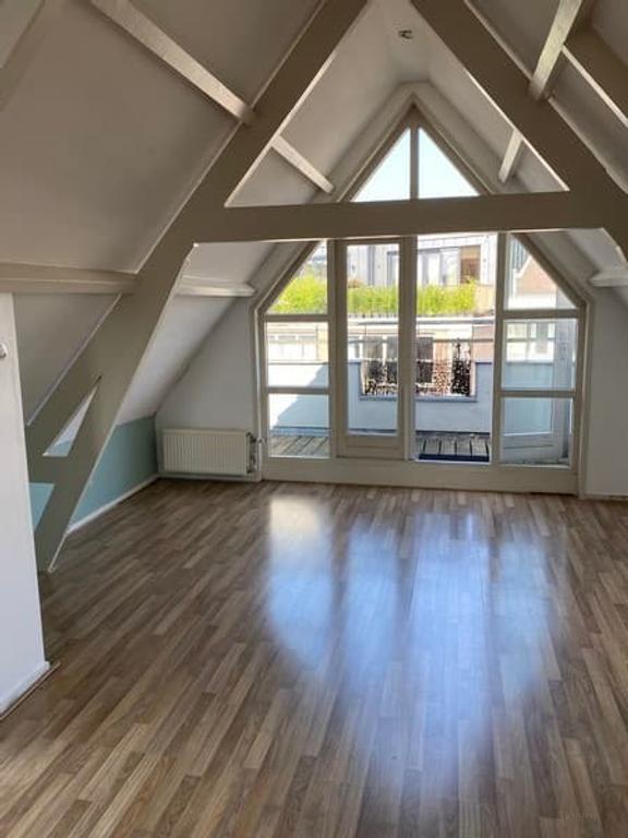 84 m² appartement met 2 slaapkamers - Afbeelding 3