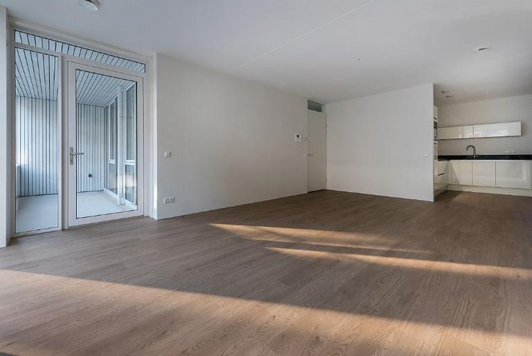 Apartment with Parking in Maastricht - Image 6