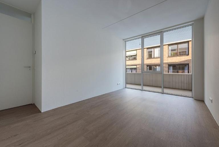 Apartment with Parking in Maastricht - Image 8