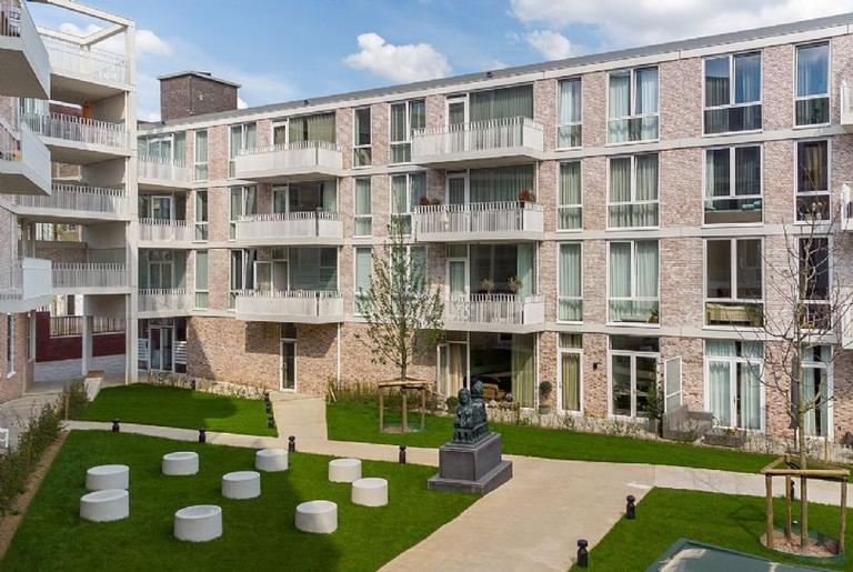 Apartment with Parking in Maastricht - Image 13