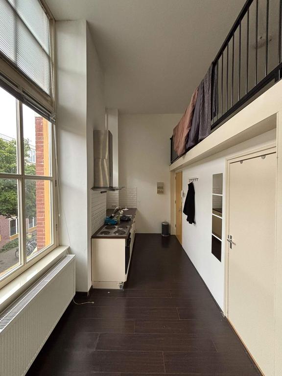 Apartment with sleeping loft in central Groningen - Image 12