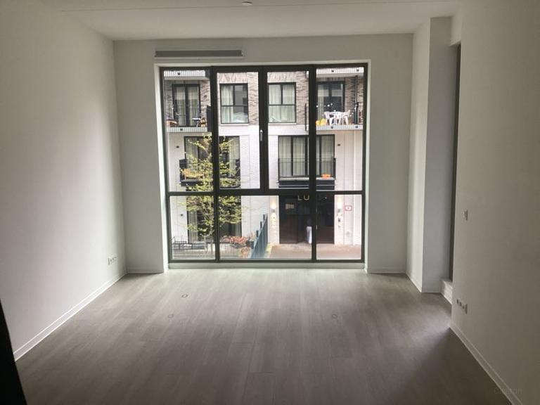 59 m² apartment with loggia on Strijp-S - Image 8