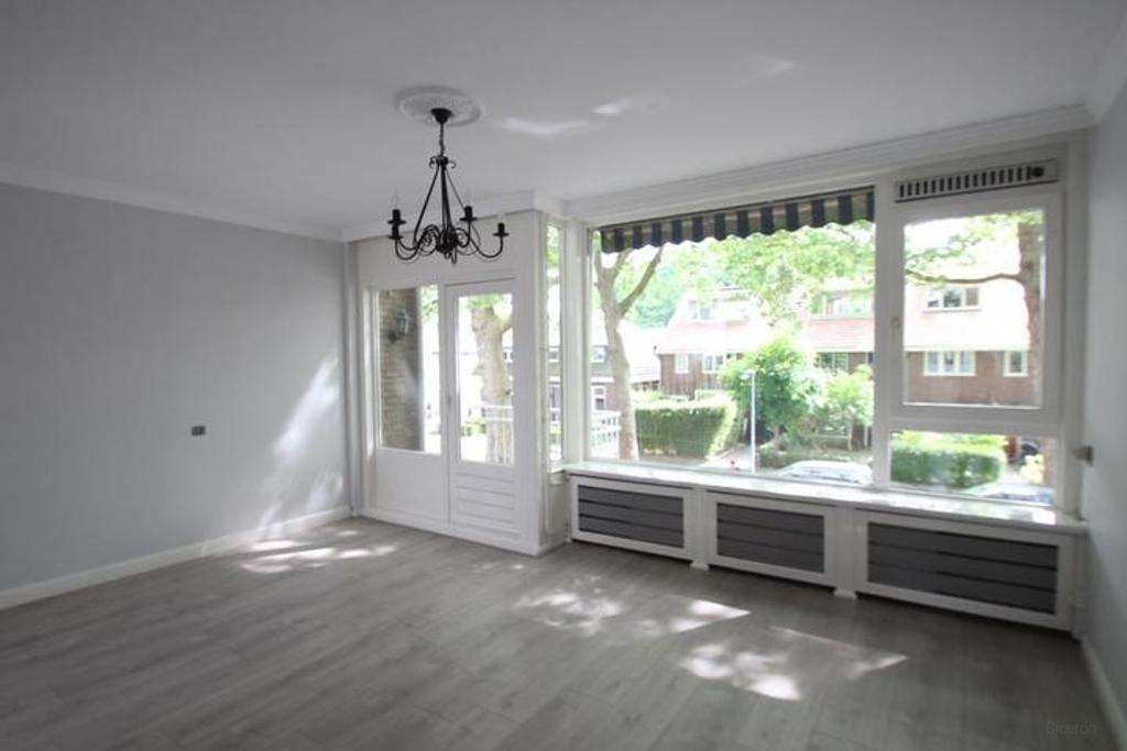 86 m² appartement met balkon in Utrecht-Oost - Afbeelding 1