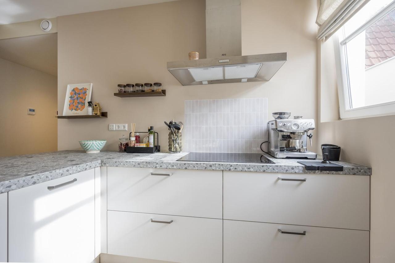 Gemeubileerd 3-kamerappartement met tuin - Afbeelding 16