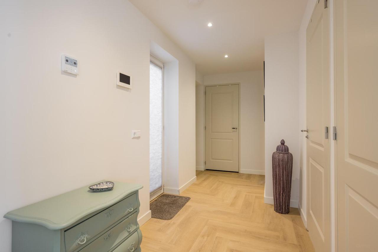 Gemeubileerd 3-kamerappartement met tuin - Afbeelding 19