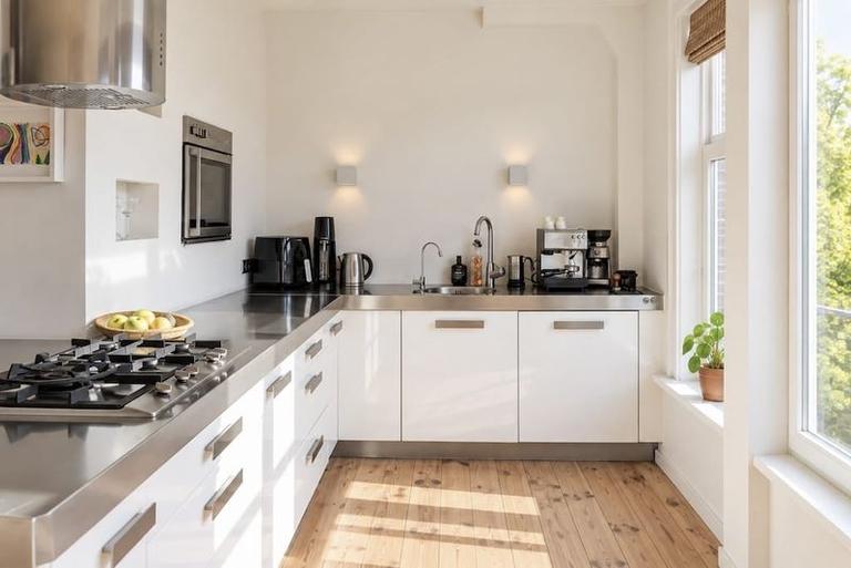 Gemeubileerd 2-slaapkamerappartement aan de kade - Afbeelding 4