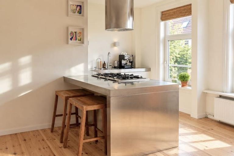 Gemeubileerd 2-slaapkamerappartement aan de kade - Afbeelding 7