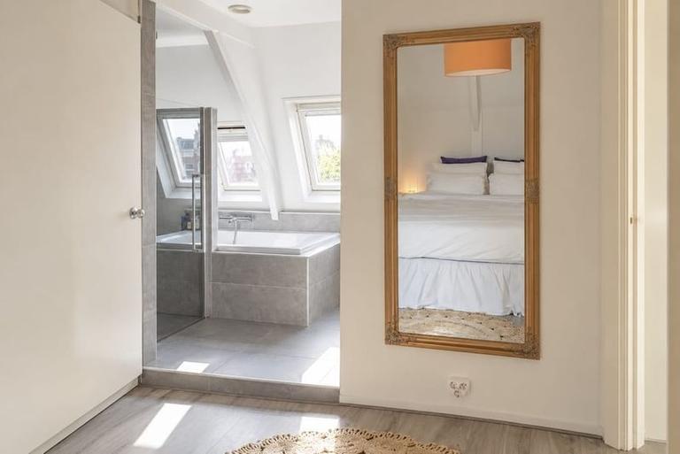 Gemeubileerd 2-slaapkamerappartement aan de kade - Afbeelding 13
