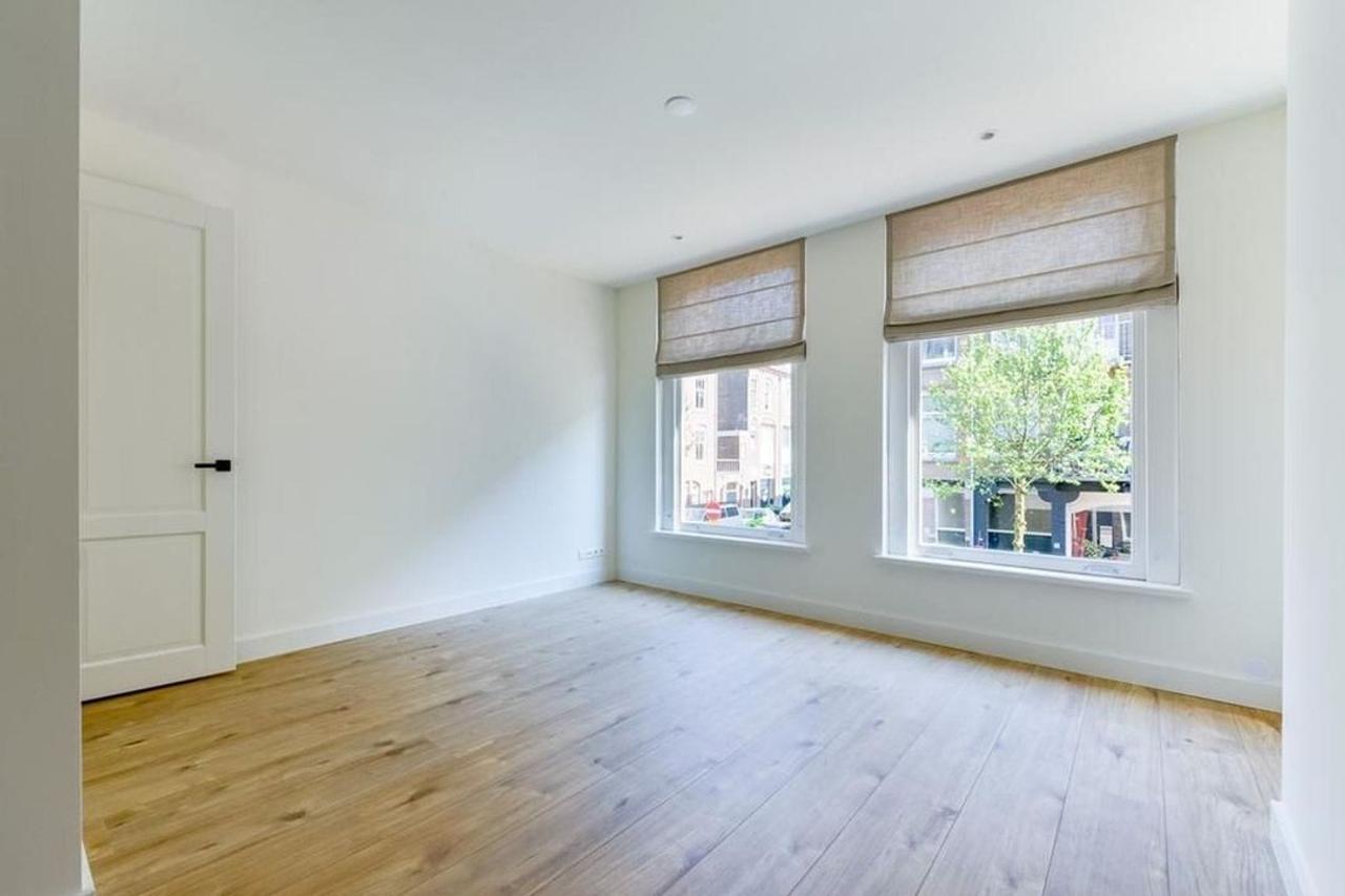 50 m² apartment with balcony in Oud-West - Image 2