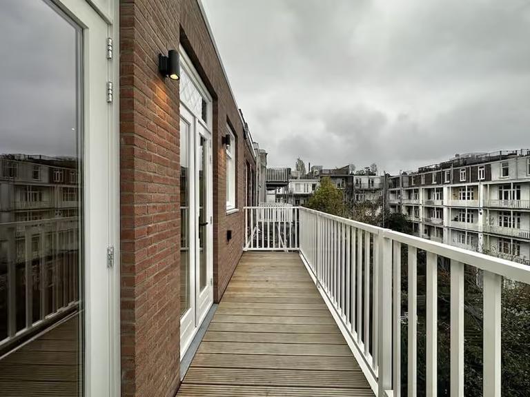 42 m² Rooftop Terrace in Amsterdam Oud-West - Image 4