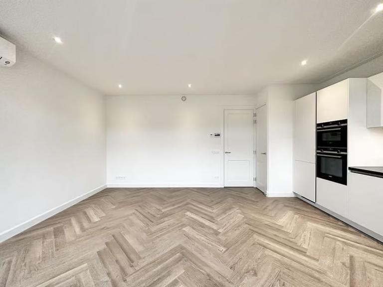 42 m² Rooftop Terrace in Amsterdam Oud-West - Image 6