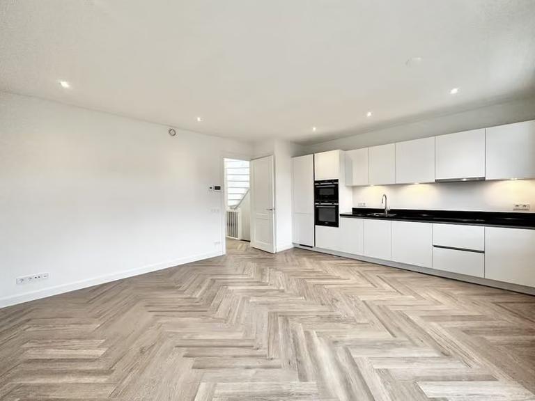42 m² Rooftop Terrace in Amsterdam Oud-West - Image 7