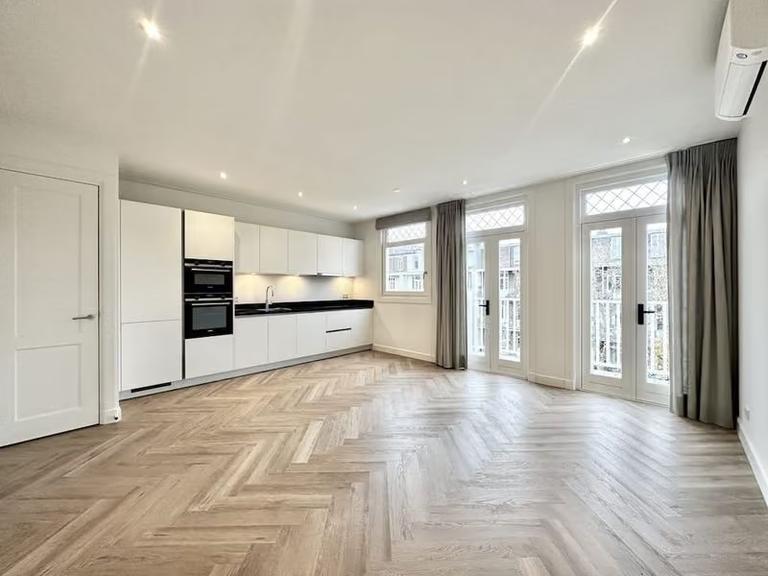 42 m² Rooftop Terrace in Amsterdam Oud-West - Image 9