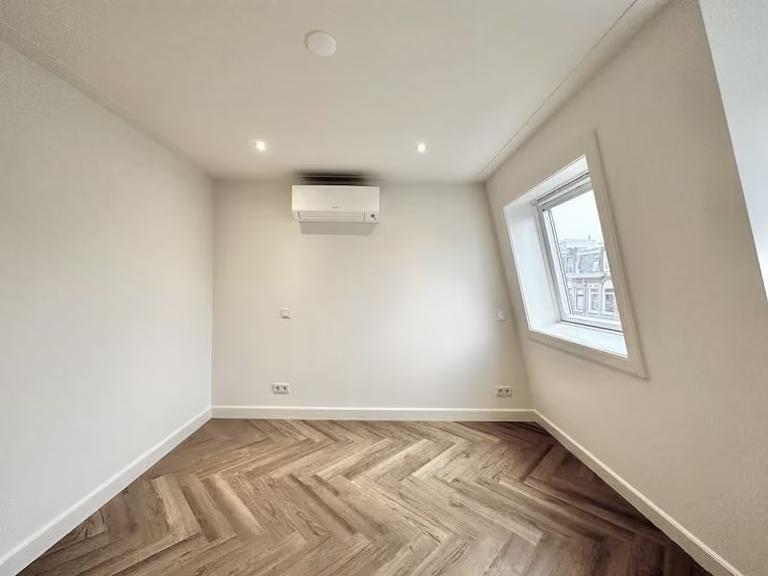 42 m² Rooftop Terrace in Amsterdam Oud-West - Image 10