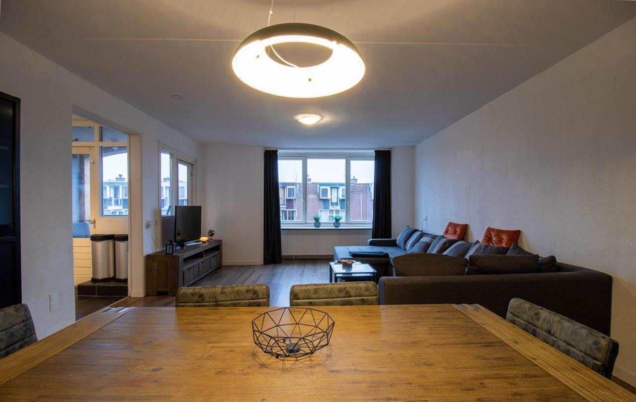 115 m² Furnished Apartment in Almere - Image 3