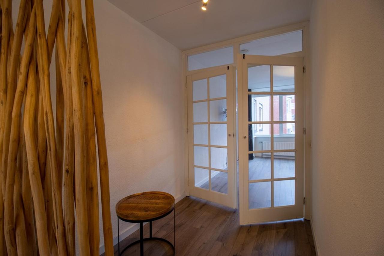 115 m² Furnished Apartment in Almere - Image 10