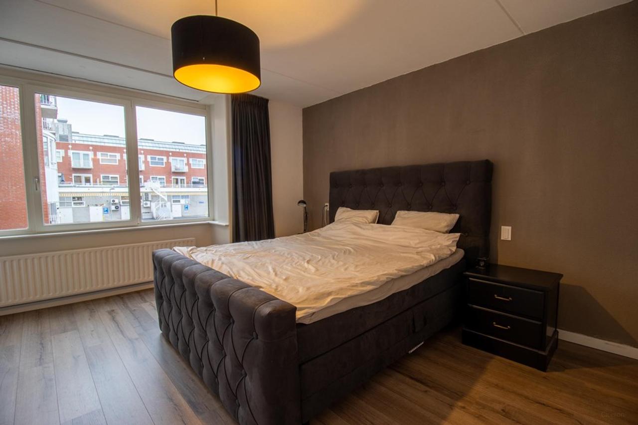 115 m² Furnished Apartment in Almere - Image 11