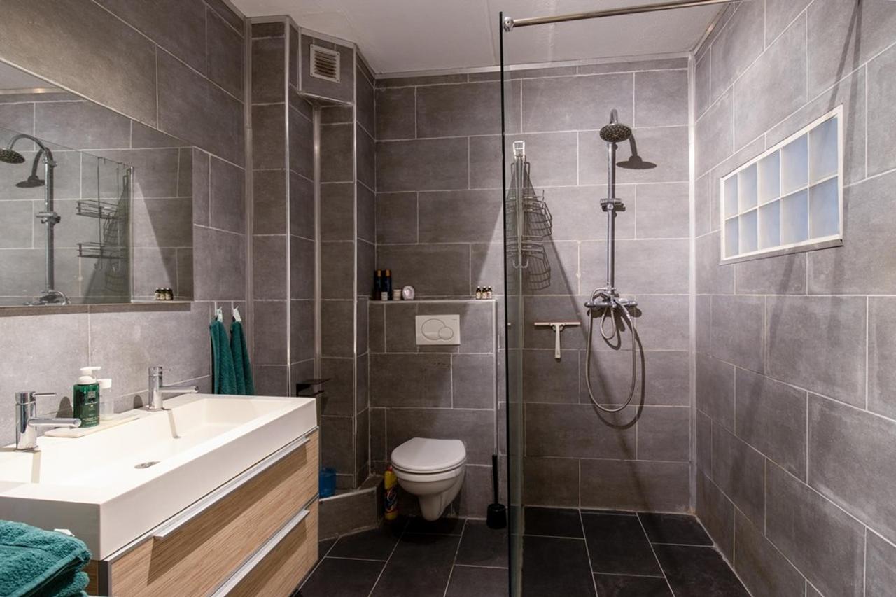 115 m² Furnished Apartment in Almere - Image 14