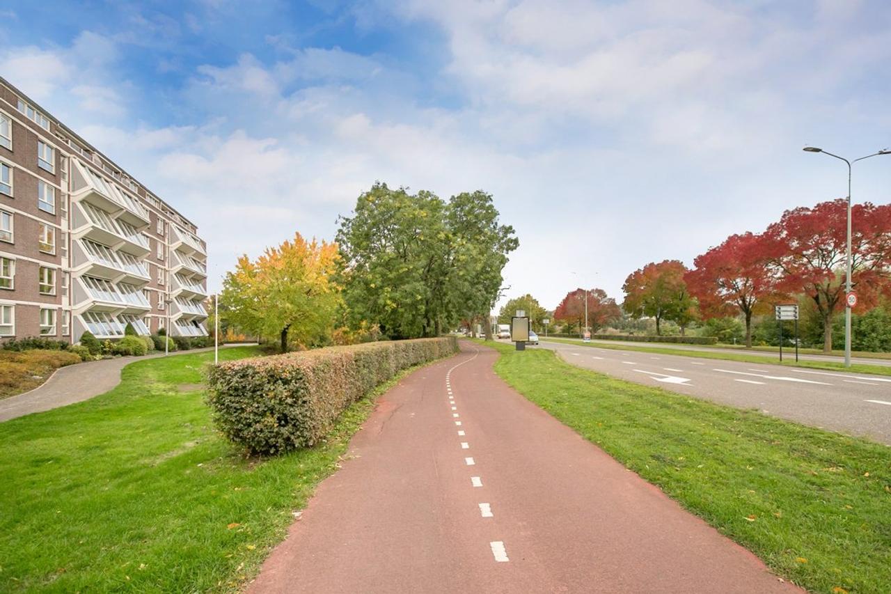 92 m² apartment with loggia in Randwyck - Image 12