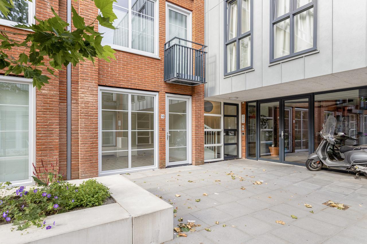45 m² studio with courtyard in Haarlem - Image 1