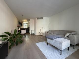 Renovated 2-Bedroom Apartment in Kamperpoort - Image 2